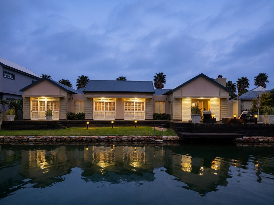 4 Bedroom Property for Sale in Marina Martinique Eastern Cape
